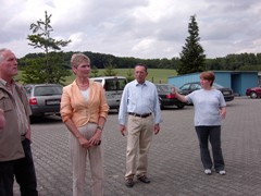 Staatssekretärin Frau Friedlinde Gurr-Hirsch
zu Besuch in der Zuchtanlage des Kleintierzuchtvereins Obergimpern